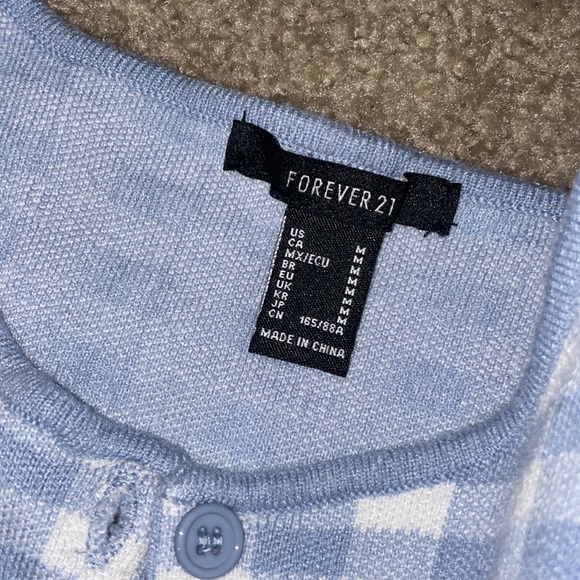 Blue and White Checkered Cropped Sweater - Picture 3 of 3